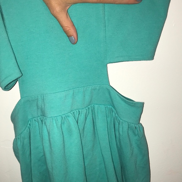 Perfect event dress! - Picture 3 of 7